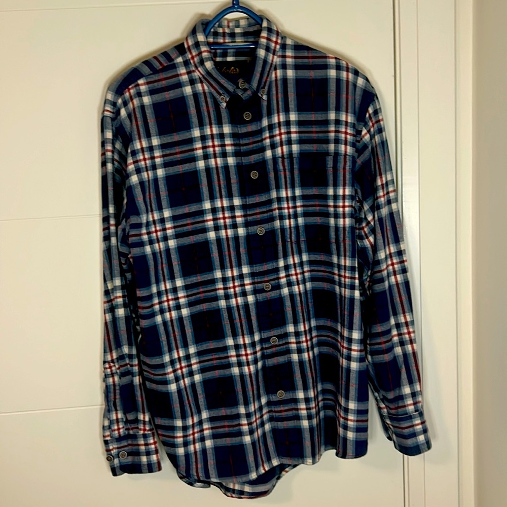 cabela’s size m men’s blue flannel